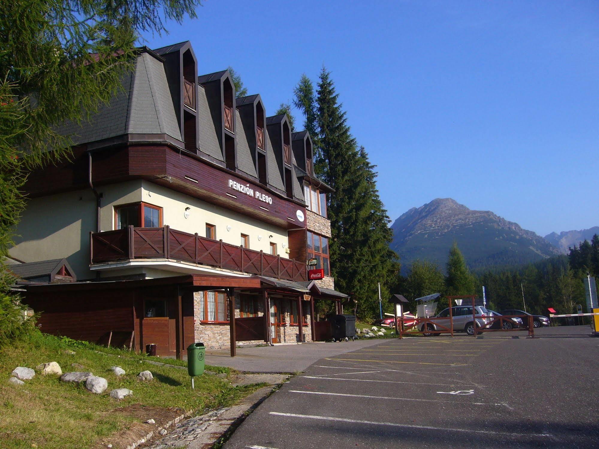 Penzion Pleso Штрбскє-Плесо Екстер'єр фото